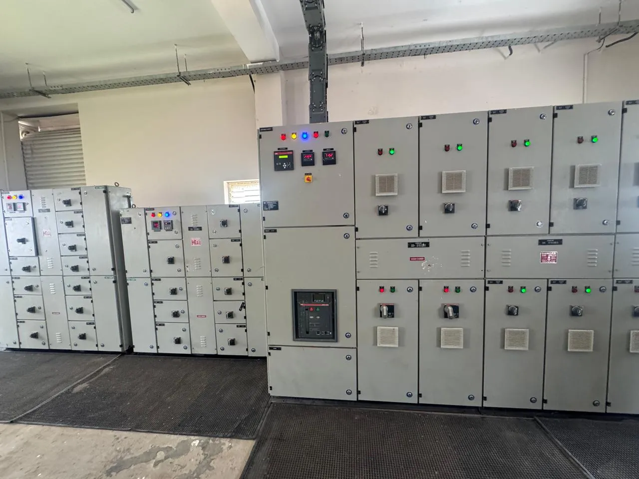 Low-voltage switchgear line-up in the Kuibyshev Azot electrical room